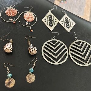 Earrings take all for 23